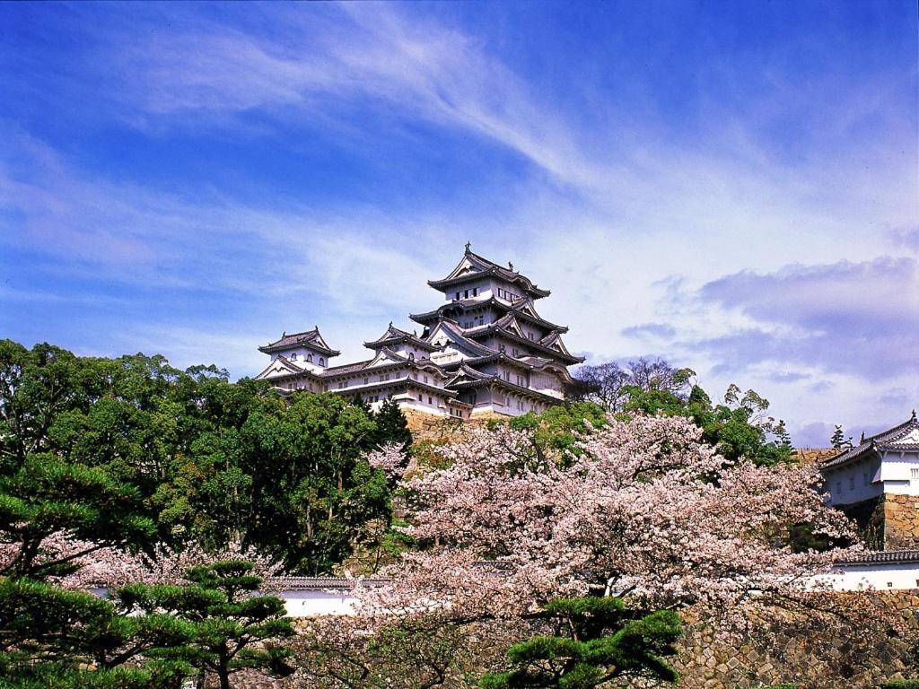 Dormy Inn Himeji Natural Hot Spring Bagian luar foto