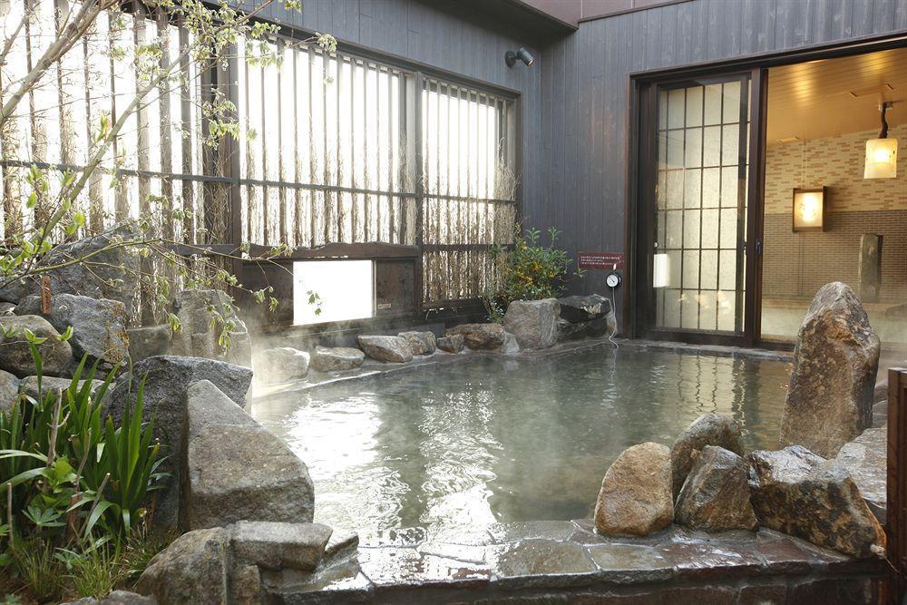 Dormy Inn Himeji Natural Hot Spring Bagian luar foto